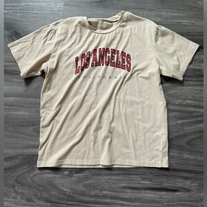 🤎Women’s medium Los Angeles t shirt